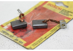 CHARBONS BX 131 POUR DYNAMO BOSCH...POUR BMW PORSCHE OPEL NSU SAAB ...